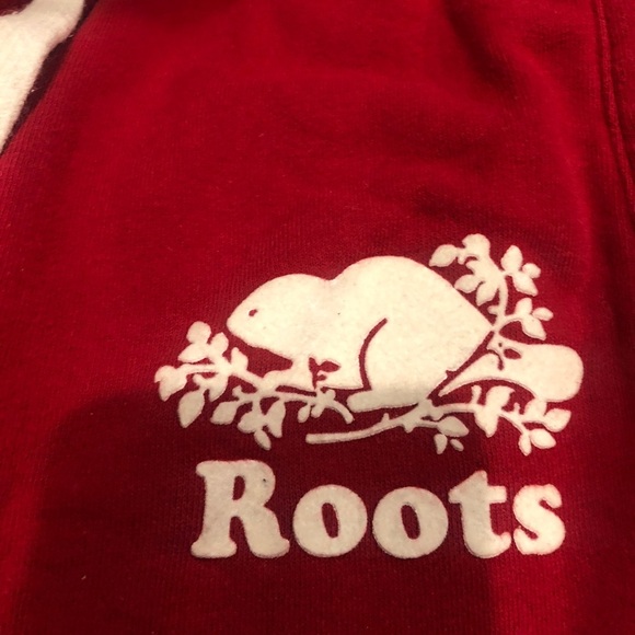 Roots original sweatshort xs - Picture 3 of 5